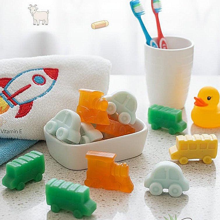 Splash & Play TOY SOAP FOR KIDS