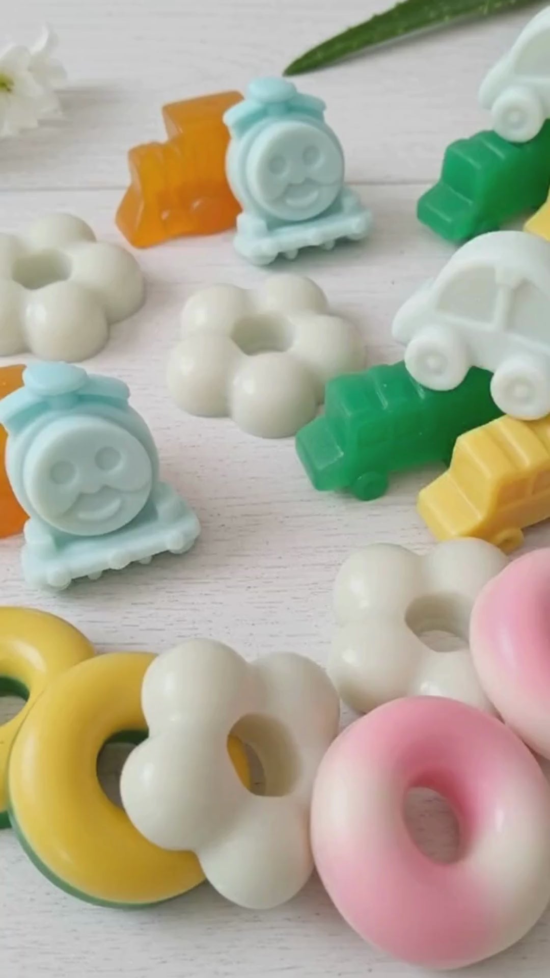 Splash & Play TOY SOAP FOR KIDS